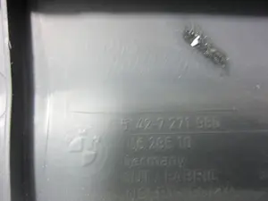 Foto de GUARNECIDO PUERTA TRASERA DERECHA BMW SERIE 1 BERLINA 5P (F20) 2.0 Turbodiesel (116 CV / 85 KW) referencia 51427271980 foto 2