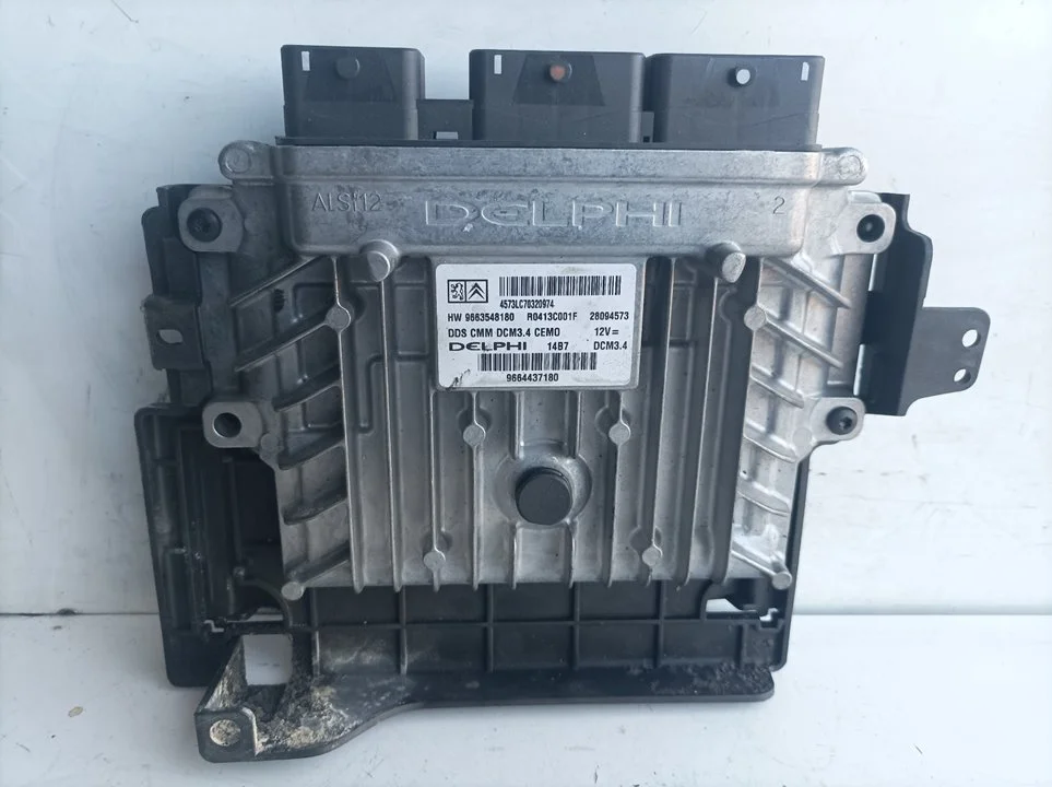 Foto de CENTRALITA MOTOR UCE PEUGEOT 407 2.0 16V HDi FAP CAT (RHR / DW10BTED4) (136 CV / 100 KW) referencia 9663548180