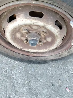Foto de MANGUETA DELANTERA IZQUIERDA NISSAN VANETTE (C220) 2.0 Diesel (67 CV / 49 KW)