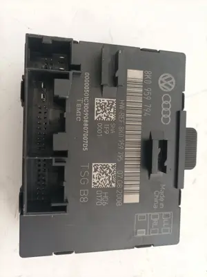 Foto de MODULO ELECTRONICO AUDI A4 AVANT (8K5) 2.0 16V TDI (143 CV / 105 KW) referencia 8K0959794 foto 2