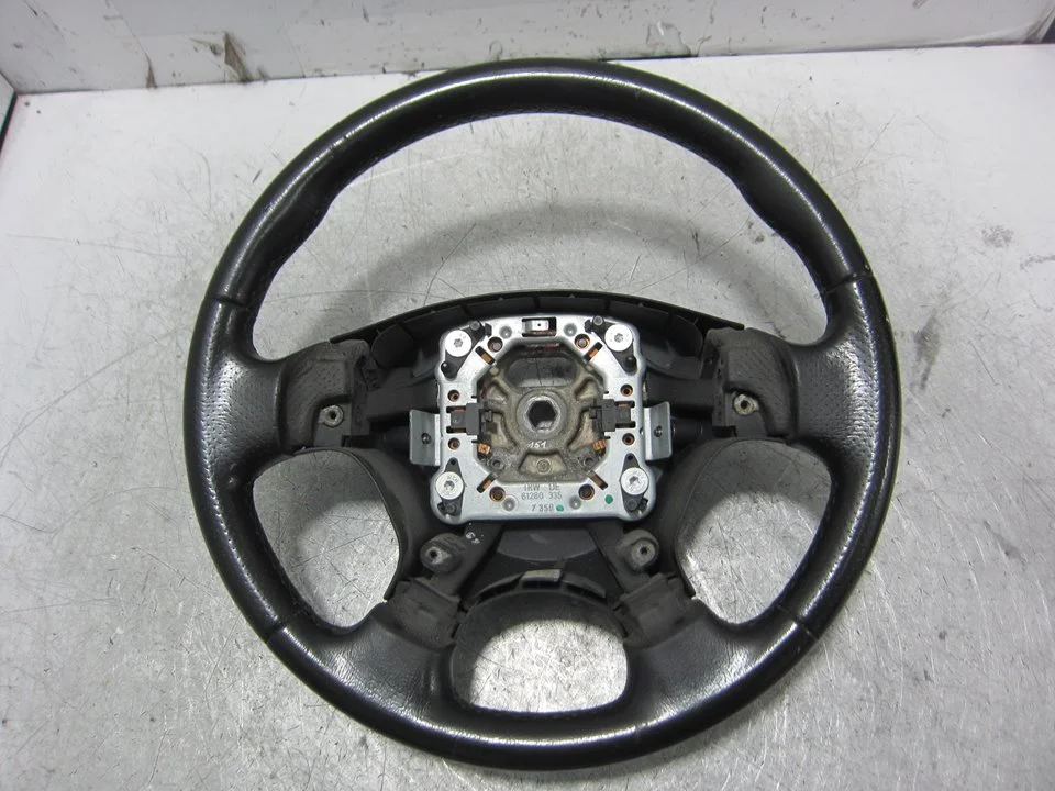 Foto de VOLANTE SUZUKI IGNIS RM (MH) 1.3 DDiS Diesel CAT (69 CV / 51 KW) referencia 61280335