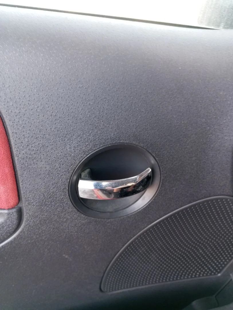 Foto de MANETA INTERIOR DELANTERA IZQUIERDA CITROEN C2 1.4 (73 CV / 54 KW) referencia 9143N1
