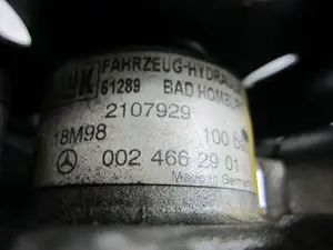 Foto de BOMBA DIRECCION MERCEDES-BENZ SLK (BM 170) ROADSTER referencia 0024662901 foto 4