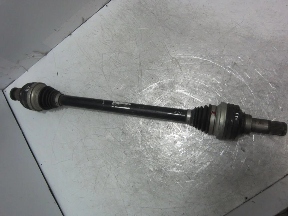 Foto de TRANSMISION TRASERA DERECHA PORSCHE MACAN (95BA) referencia 95B501203K