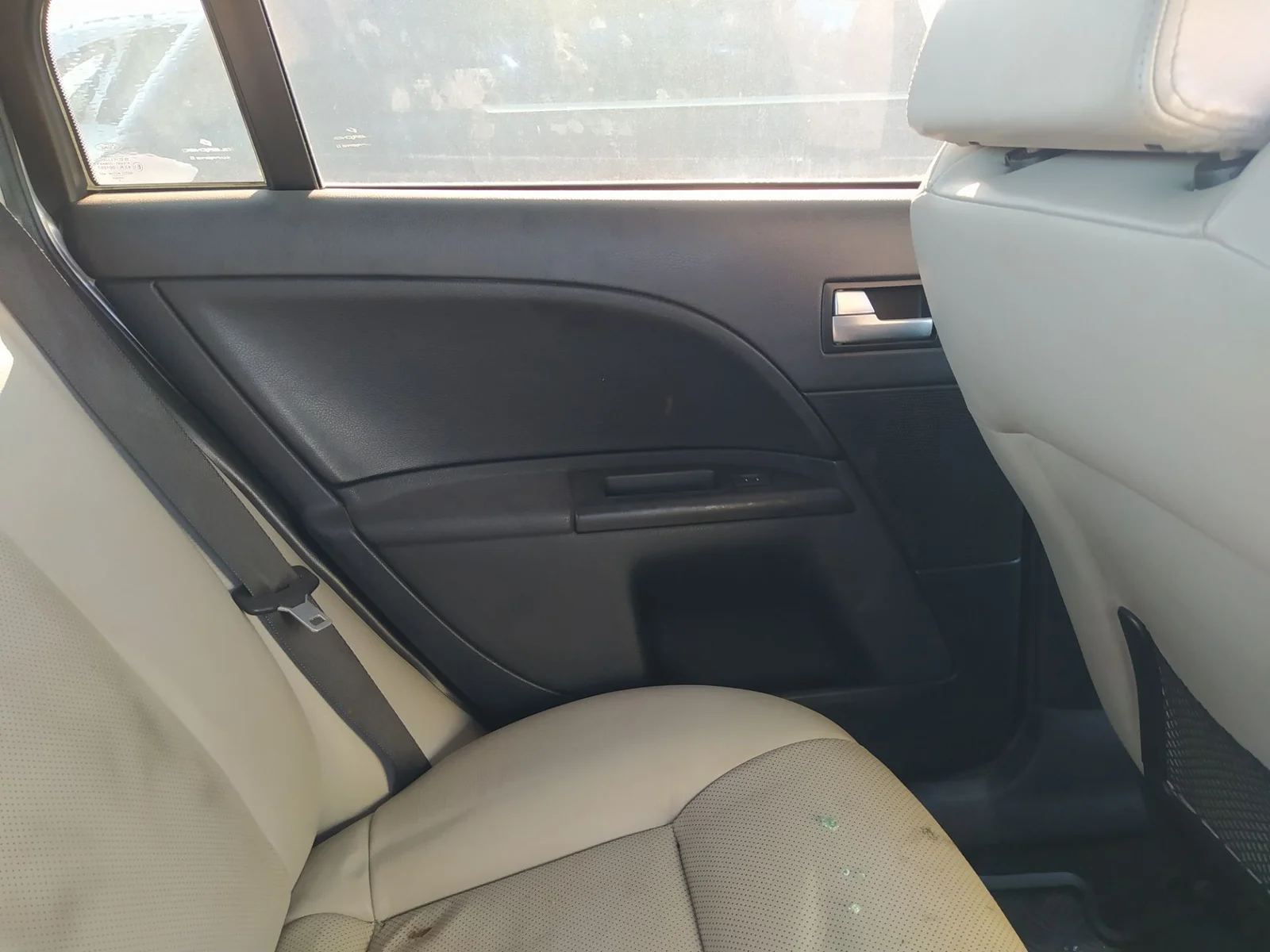 Foto de GUARNECIDO PUERTA TRASERA IZQUIERDA FORD MONDEO BERLINA (GE) 2.0 CAT (146 CV / 107 KW) referencia 1332735