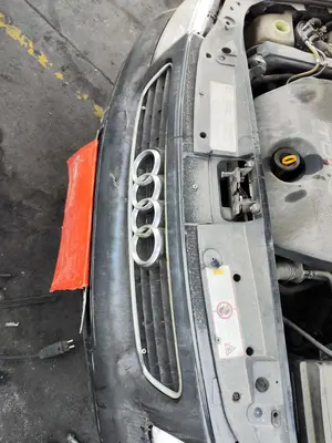 Foto de REFUERZO PARAGOLPES DELANTERO AUDI A3 (8L) 1.9 TDI (110 CV / 81 KW) referencia 8L0807109F foto 2