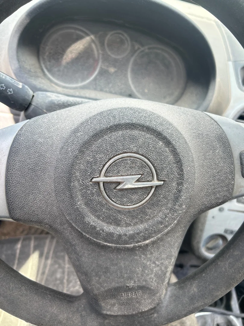Foto de AIRBAG DELANTERO IZQUIERDO OPEL CORSA D