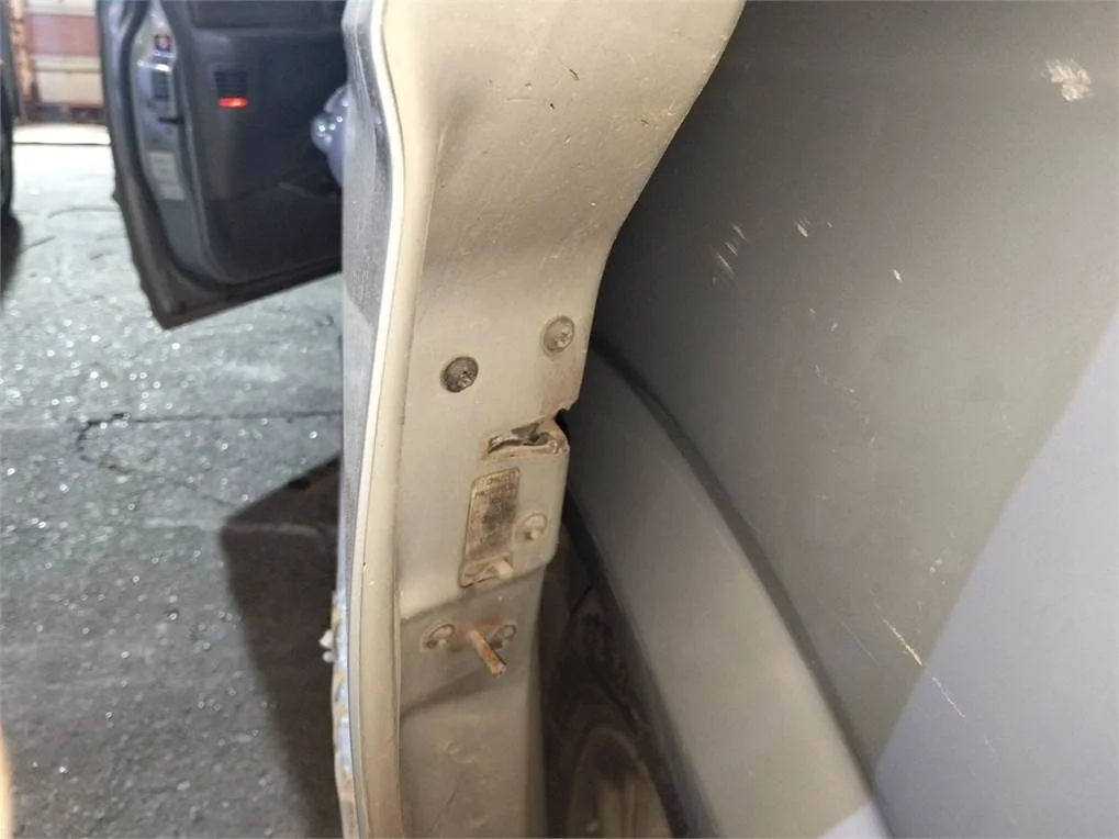 Foto de CERRADURA PUERTA TRASERA IZQUIERDA CHRYSLER VOYAGER (RG)