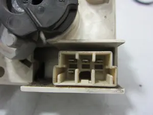 Foto de MANDO CALEFACCION / AIRE ACONDICIONADO PEUGEOT 306 3/5 PT. / 4 PT. (S2) referencia 848687D foto 3