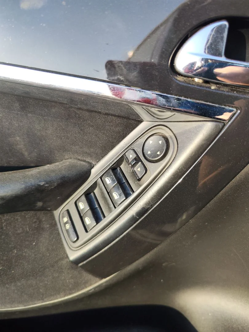Foto de MANDO RETROVISOR CITROEN GRAND C4 PICASSO 1.6 16V HDi FAP (109 CV / 80 KW)