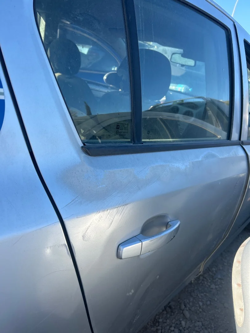 Foto de PUERTA TRASERA DERECHA OPEL CORSA D 1.3 16V CDTI (75 CV / 55 KW) referencia 93189341