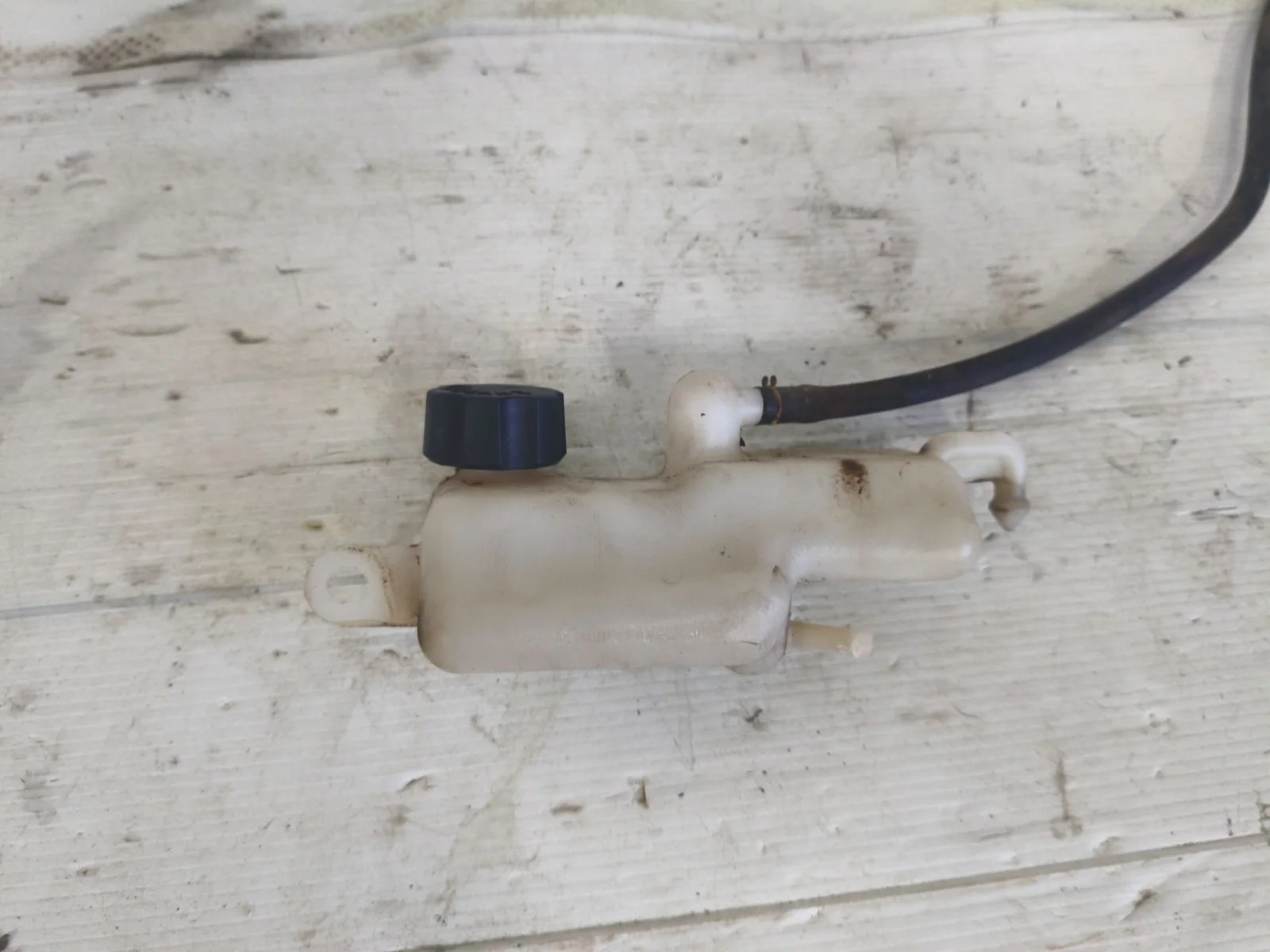 Foto de DEPOSITO EXPANSION HONDA SH 125I 125 cm3 - 9 kW (12 CV / 9 KW)