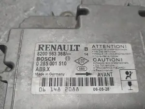 Foto de CENTRALITA AIRBAG RENAULT CLIO III 1.5 dCi Diesel (68 CV / 50 KW) referencia 8200563368 foto 2