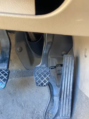 Foto de PEDAL FRENO VOLKSWAGEN PASSAT BERLINA (3C2) 2.0 TDI (140 CV / 103 KW)