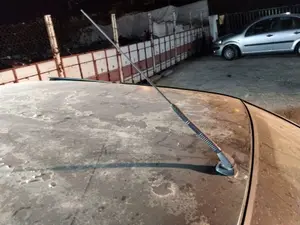 Foto de ANTENA PEUGEOT 406 BERLINA (S1/S2) 2.0 HDi CAT (90 CV / 66 KW) foto 2