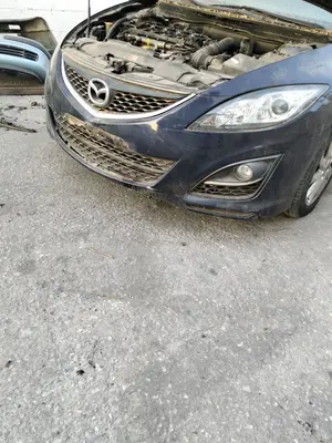 Foto de PARAGOLPES DELANTERO MAZDA 6 BERLINA (GH) 2.2 Turbodiesel CAT (163 CV / 120 KW) foto 3
