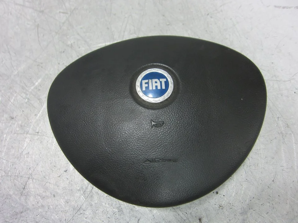 Foto de AIRBAG DELANTERO IZQUIERDO FIAT II PUNTO (188) BERLINA 1.4 (95 CV / 70 KW) referencia 30004481