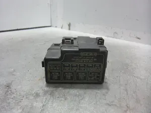 Foto de CAJA RELES / FUSIBLES HYUNDAI TUCSON (JM) 2.0 CRDi CAT (113 CV / 83 KW) referencia 914902E120 foto 2