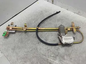 Foto de ELEVALUNAS DELANTERO IZQUIERDO NISSAN SERENA (C23M) 2.3 Diesel (75 CV / 55 KW)