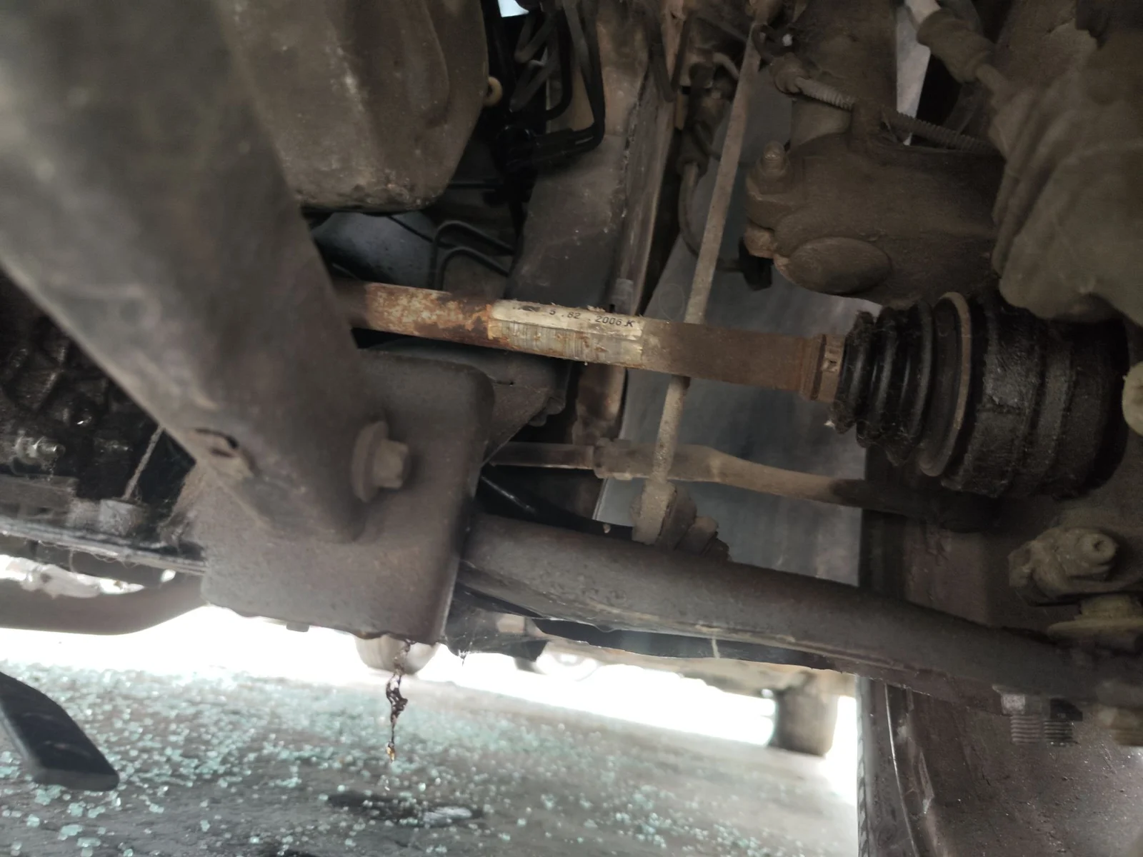 Foto de BRAZO SUSPENSION DELANTERO IZQUIERDO PEUGEOT 207 1.4 16V CAT (KFU / ET3J4) (88 CV / 65 KW)