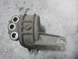 Foto de SOPORTE MOTOR DERECHO OPEL ZAFIRA B 1.9 CDTI (120 CV / 88 KW) referencia 24427298