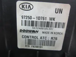 Foto de MANDO CALEFACCION / AIRE ACONDICIONADO KIA CARENS (UN) 2.0 CRDi (140 CV / 103 KW) referencia 972501D761WK foto 2