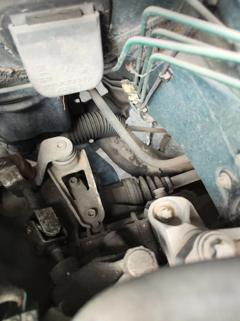 Foto de CREMALLERA DIRECCION OPEL CORSA C 1.2 16V CAT (Z 12 XE / LW4) (75 CV / 55 KW) referencia 24424836