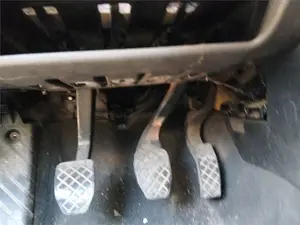 Foto de PEDAL FRENO AUDI A4 AVANT (8E) 1.9 TDI (131 CV / 96 KW) referencia 8E1721140