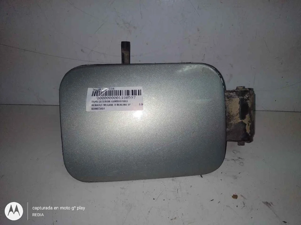 Foto de TAPA EXTERIOR COMBUSTIBLE RENAULT MEGANE II BERLINA 5P referencia 8200073451