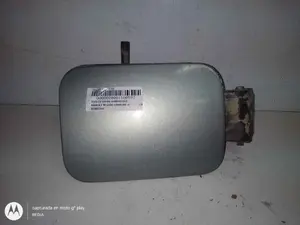 Foto de TAPA EXTERIOR COMBUSTIBLE RENAULT MEGANE II BERLINA 5P referencia 8200073451
