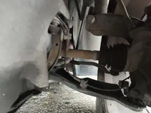 Foto de BRAZO SUSPENSION DELANTERO IZQUIERDO RENAULT MEGANE II BERLINA 5P 1.5 dCi Diesel (106 CV / 78 KW)