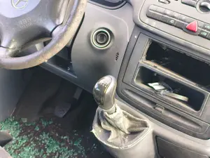 Foto de CAJA CAMBIOS MERCEDES-BENZ VITO MIXTO (639) 2.1 CDI CAT (109 CV / 80 KW)