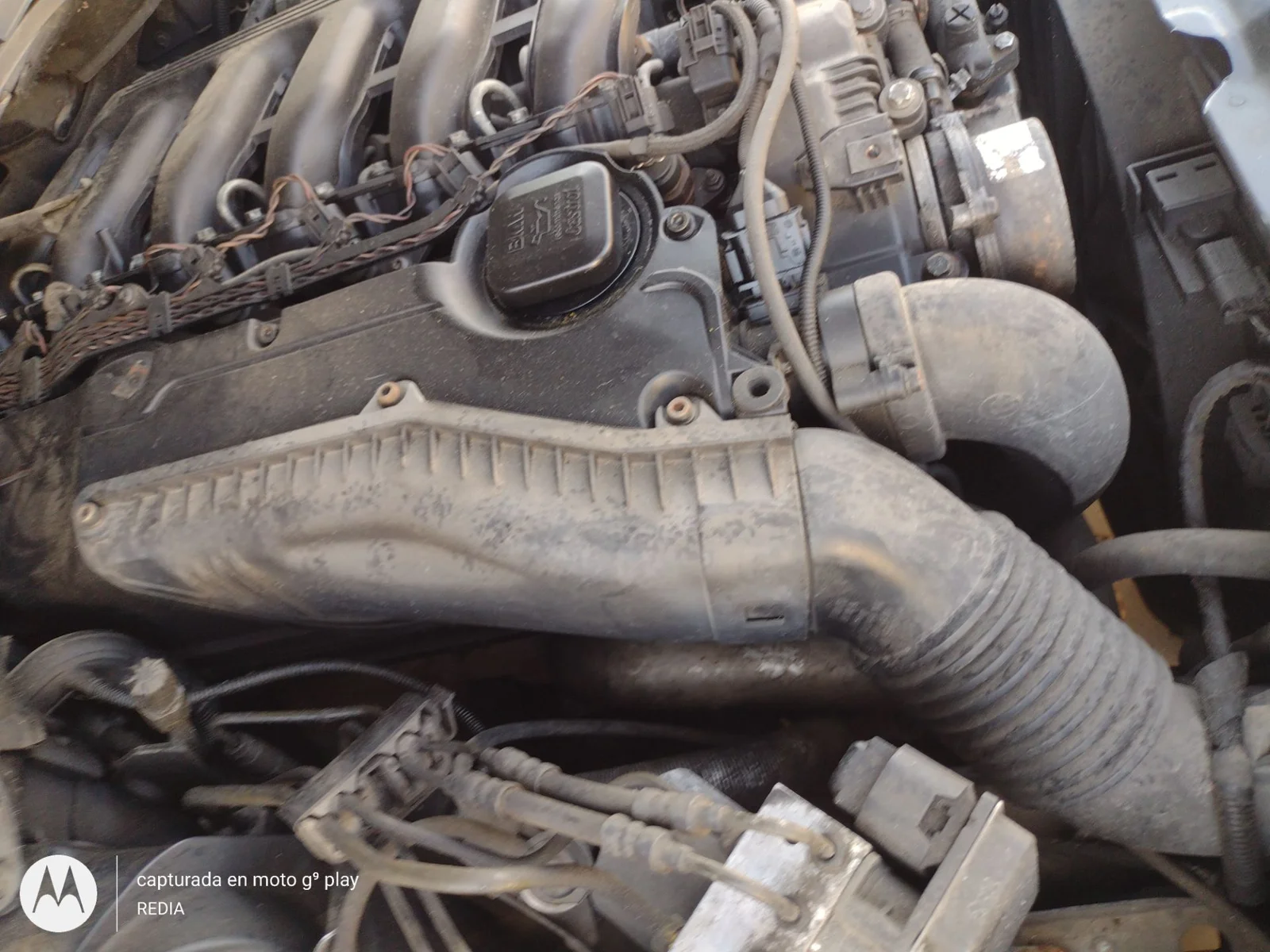 Foto de CAJA FILTRO AIRE BMW SERIE 5 BERLINA (E60) 3.0 Turbodiesel CAT (218 CV / 160 KW)