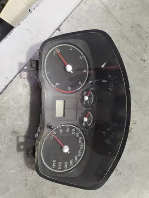 Foto de CUADRO INSTRUMENTOS FORD FOCUS BERLINA (CAP) 1.6 TDCi CAT (109 CV / 80 KW) referencia 3M5F10A855A foto 3