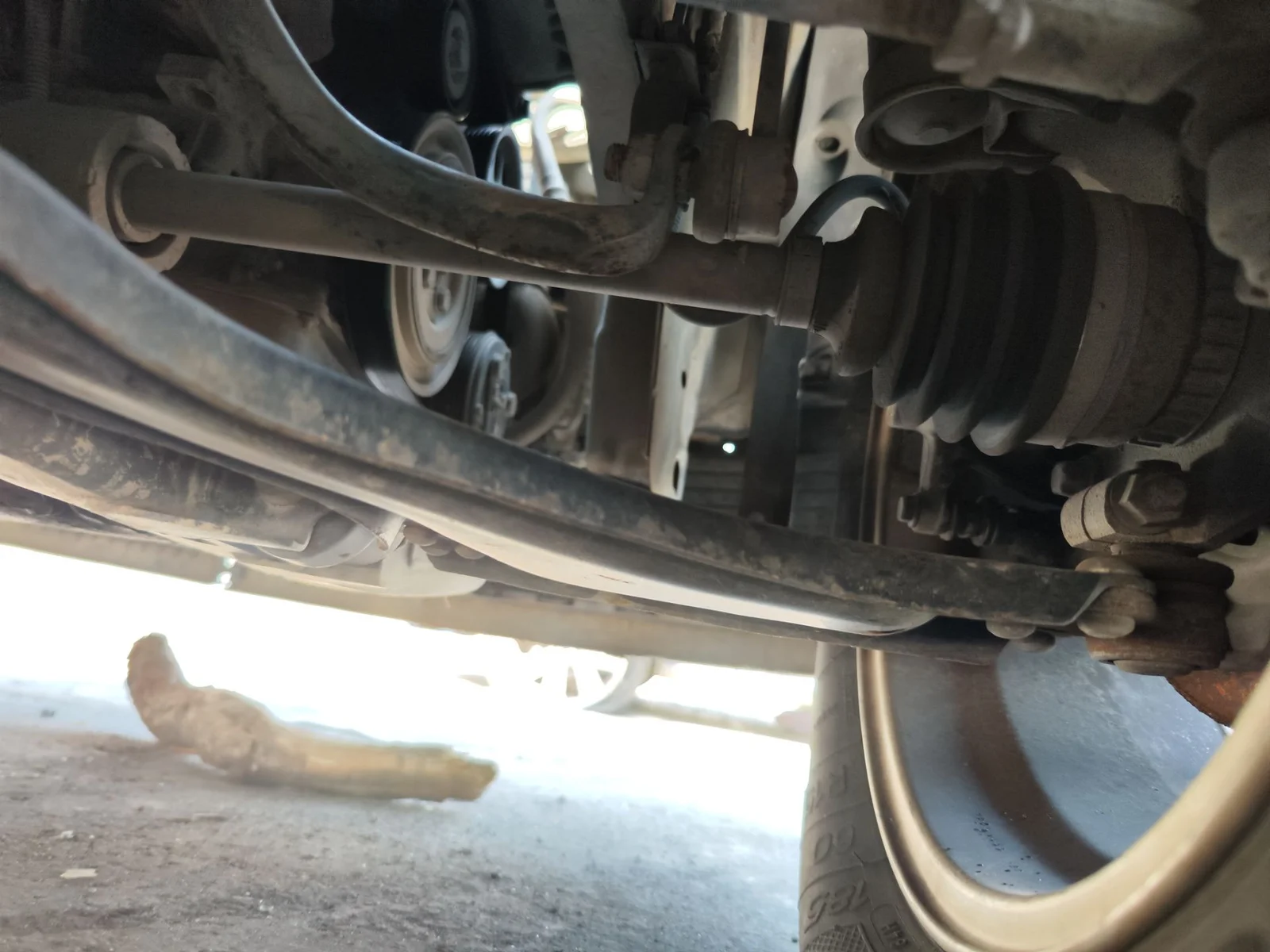 Foto de TRANSMISION DELANTERA DERECHA OPEL COMBO (CORSA C) 1.3 16V CDTI CAT (Z 13 DT / LN9) (69 CV / 51 KW) referencia 26095017