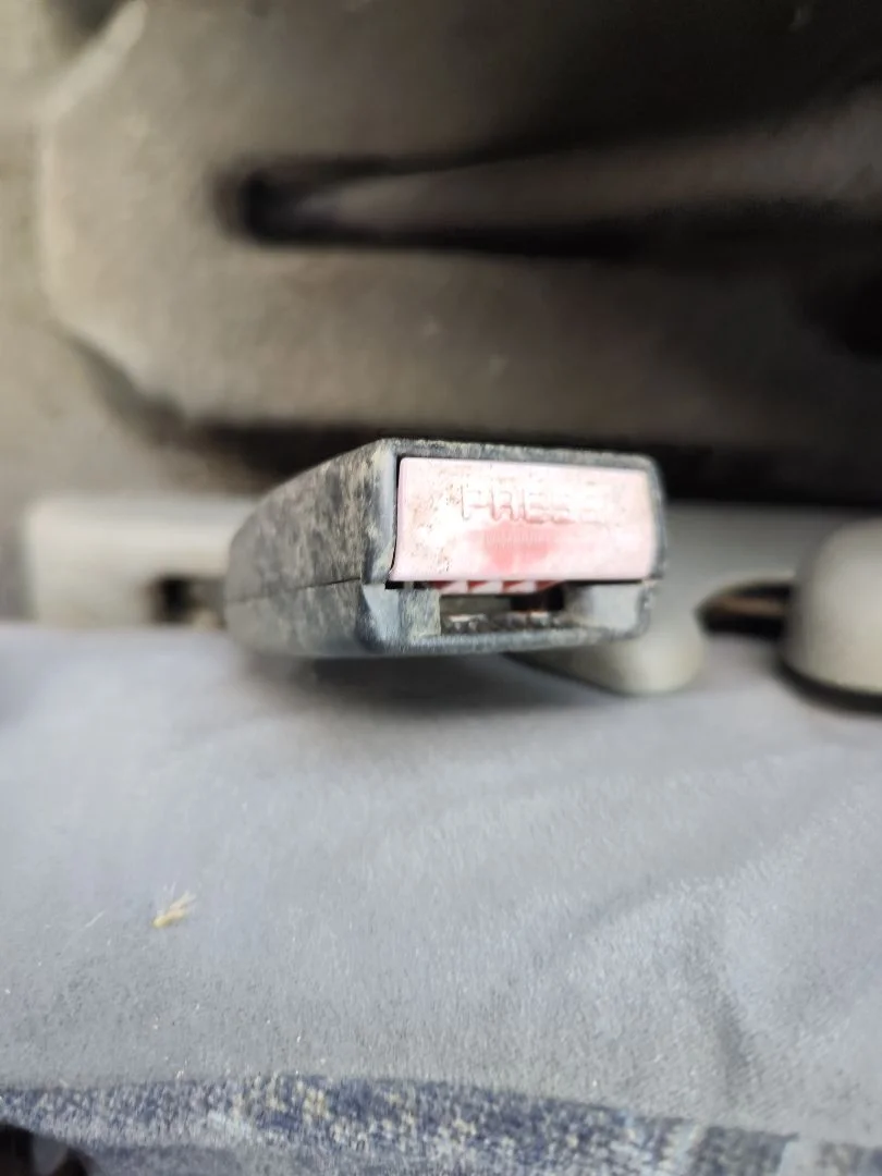 Foto de PRETENSOR AIRBAG DERECHO RENAULT SCENIC I (JA...) 1.4 CAT (95 CV / 70 KW)