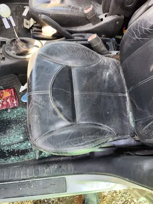 Foto de ASIENTO DELANTERO IZQUIERDO CHRYSLER PT CRUISER 2.2 CRD CAT (121 CV / 89 KW)