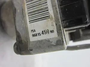 Foto de BOMBA DIRECCION CITROEN C4 BERLINA 1.6 HDi CAT (9HY / DV6TED4) (109 CV / 80 KW) referencia 9681545980 foto 8