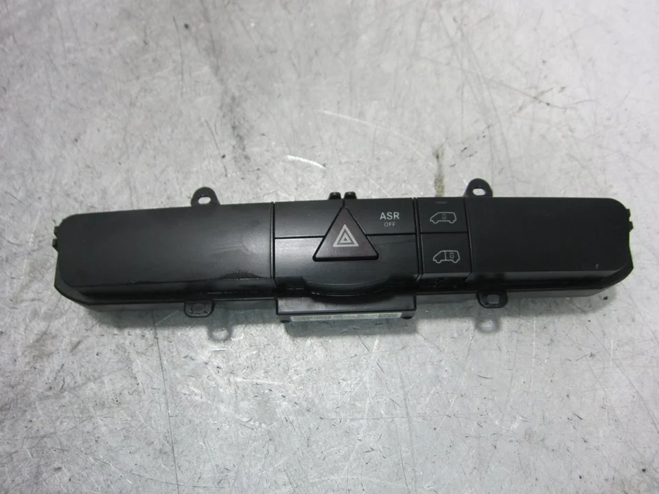 Foto de WARNING MERCEDES-BENZ SPRINTER II KOMBI 2.1 CDI CAT (129 CV / 95 KW) referencia A9068701010