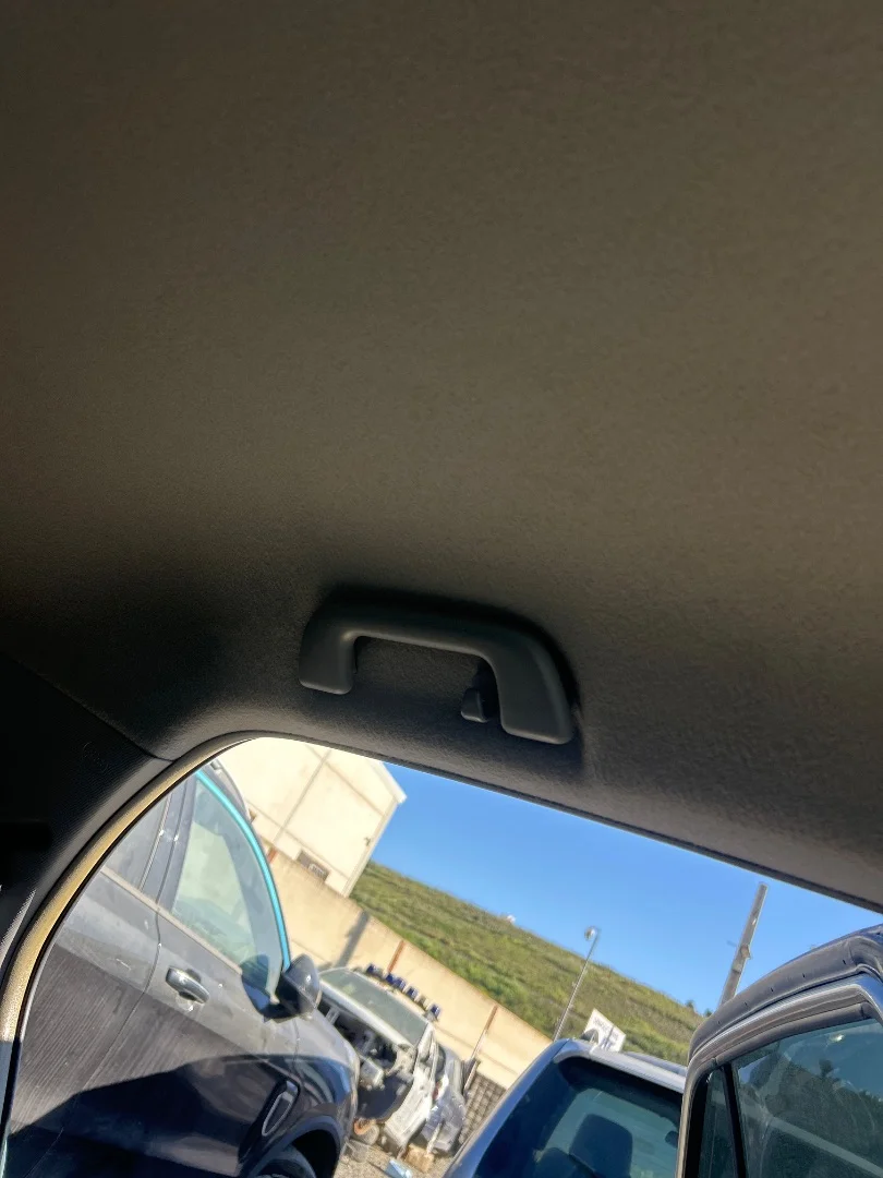 Foto de ASIDERO TECHO TRASERO IZQUIERDO TOYOTA YARIS (KSP9/SCP9/NLP9) 1.3 16V CAT (101 CV / 74 KW) referencia 7461005140B1