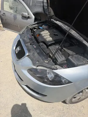 Foto de PANEL FRONTAL SEAT LEON (1P1)