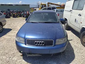 Foto de CAPO AUDI A4 AVANT (8E) 1.9 TDI (131 CV / 96 KW) referencia 8E0823029