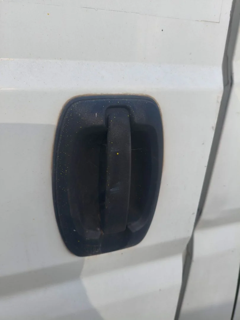 Foto de MANETA EXTERIOR LATERAL DERECHA FIAT DUCATO 3 FURGÓN 33 2.2 JTD CAT (101 CV / 74 KW)