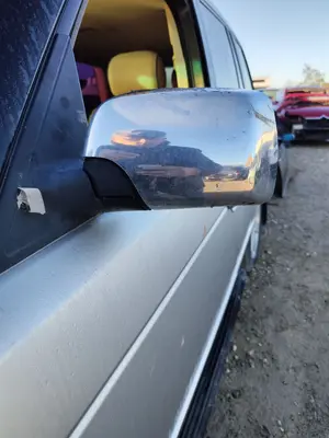 Foto de RETROVISOR IZQUIERDO LAND ROVER RANGE ROVER (LM) 4.4 V8 CAT (306 CV / 225 KW)