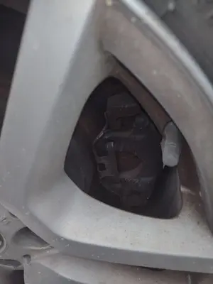 Foto de PINZA DE FRENO TRASERA IZQUIERDA BMW SERIE X5 (E53) 3.0 Turbodiesel CAT (218 CV / 160 KW)