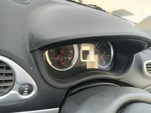 Foto de CUADRO INSTRUMENTOS RENAULT CLIO III 1.5 dCi Diesel (68 CV / 50 KW)
