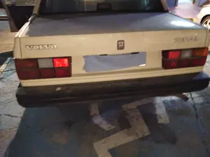 Foto de REFUERZO PARAGOLPES TRASERO VOLVO SERIE 740 BERLINA/FAMILIAR