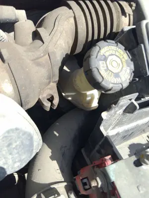 Foto de BOMBA FRENO RENAULT CLIO III 1.4 16V (98 CV / 72 KW)