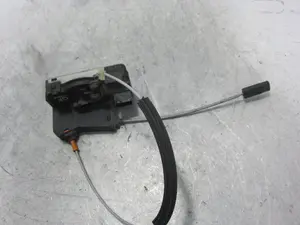 Foto de CERRADURA PUERTA DELANTERA DERECHA OPEL MERIVA 1.4 16V (90 CV / 66 KW) referencia 13154792 foto 4