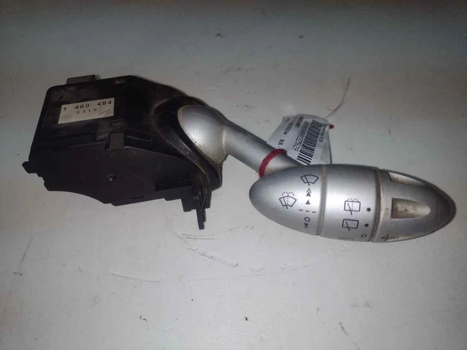 Foto de MANDO LIMPIA MINI MINI (R50,R53) 1.6 16V CAT (90 CV / 66 KW) referencia 1489484